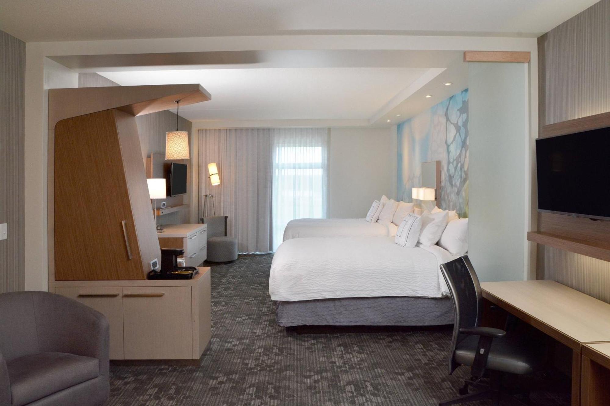 Courtyard By Marriott Youngstown Canfield Buitenkant foto